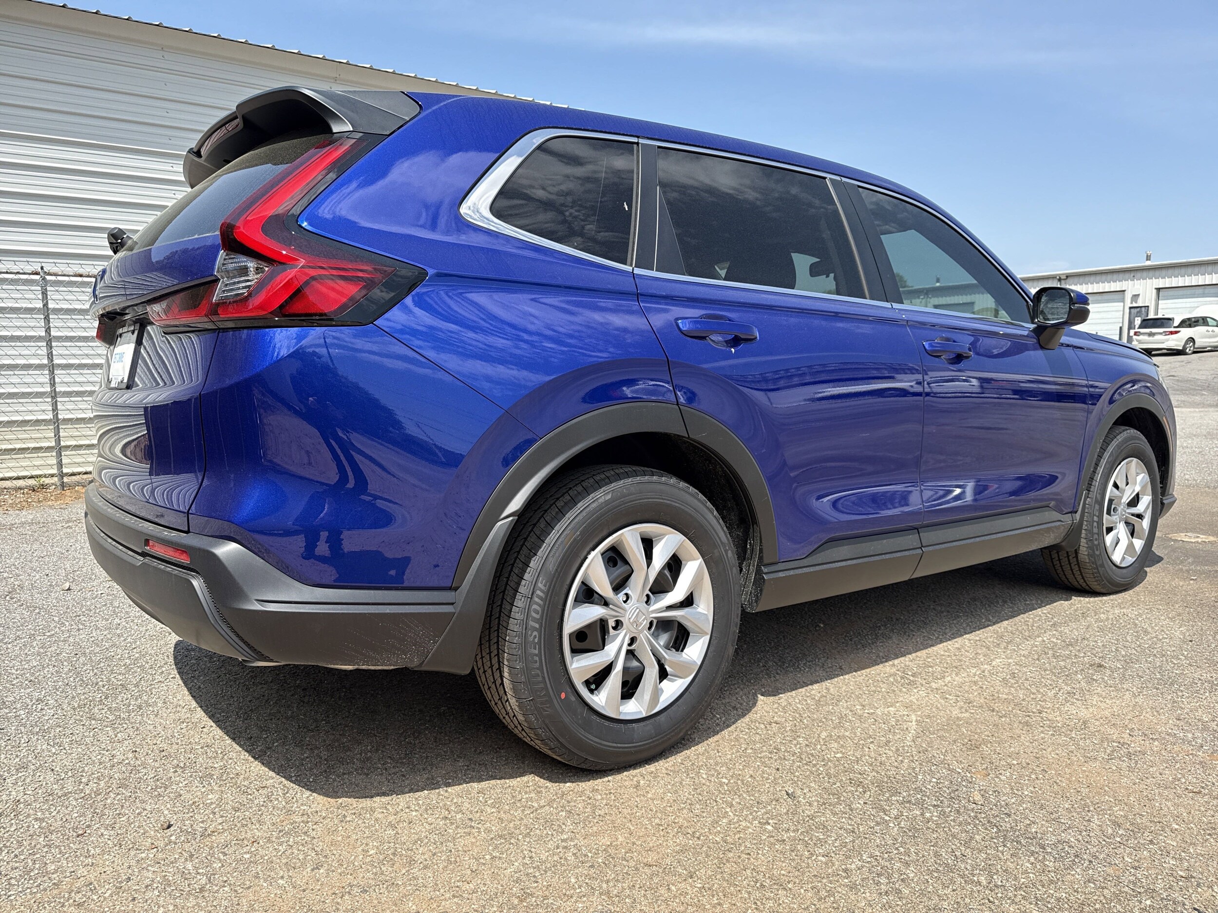 2025 Honda CR-V LX photo 4