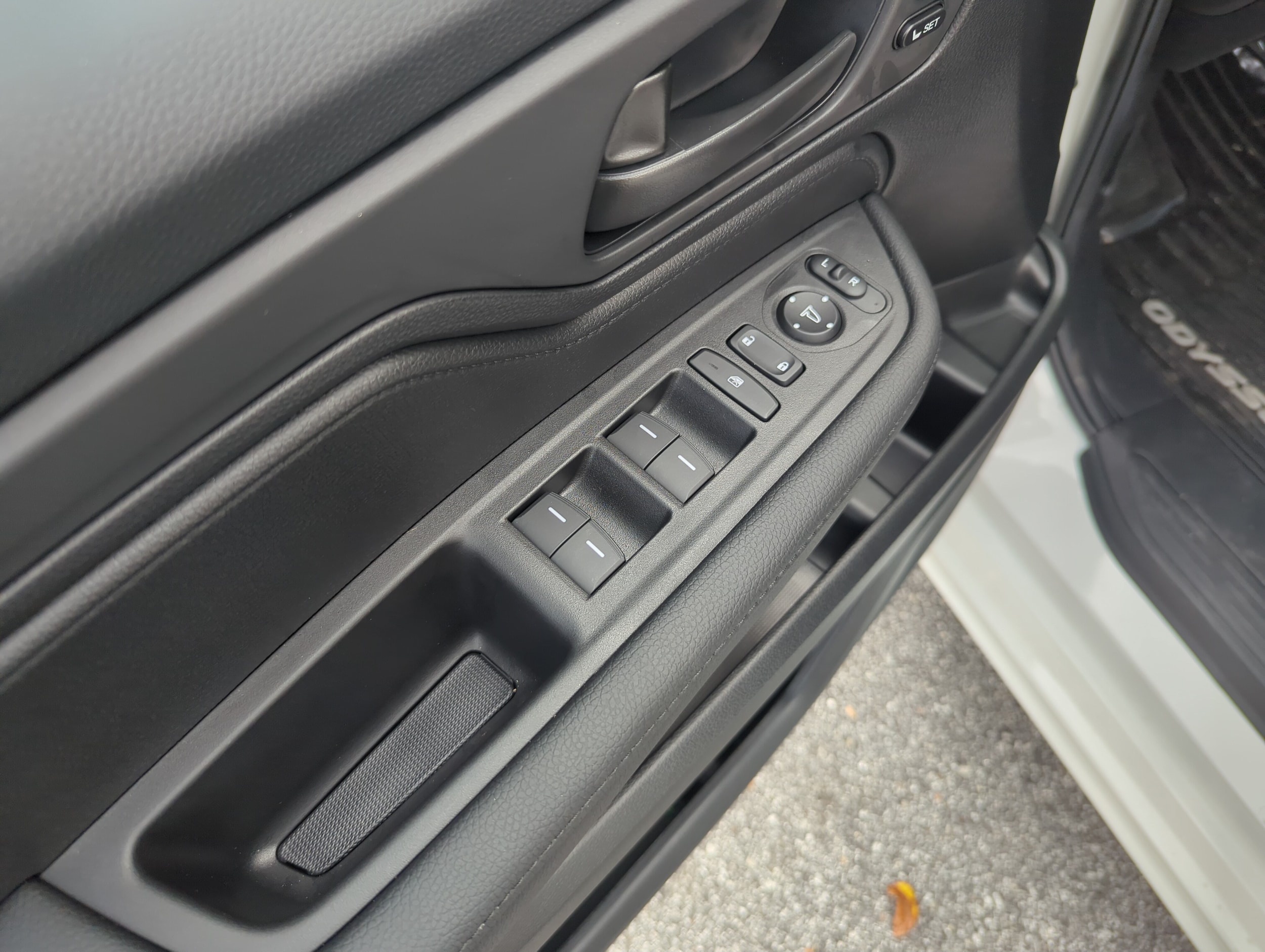 2026 Honda Odyssey Sport L - Photo 14