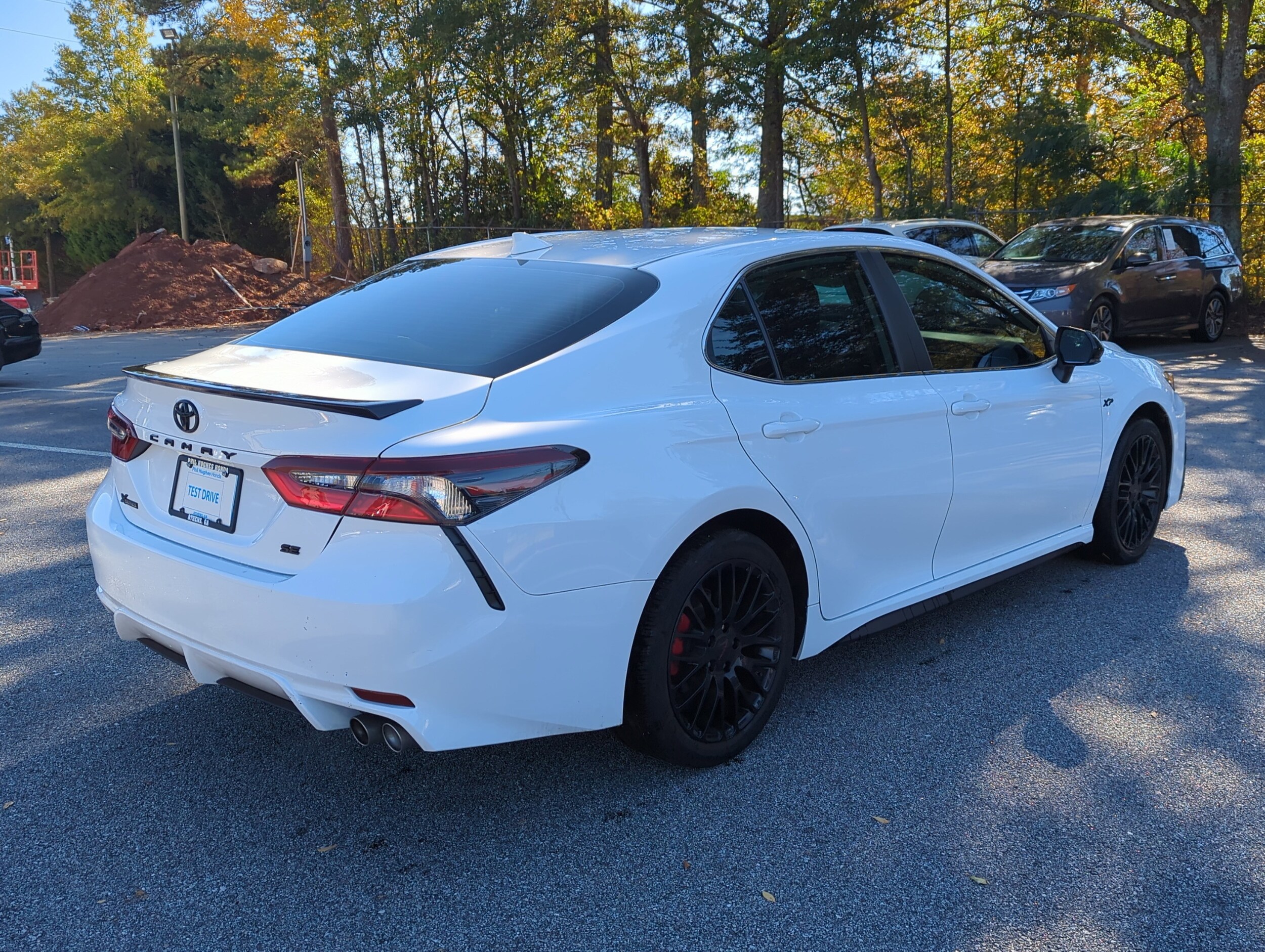 2024 Toyota Camry SE photo 4