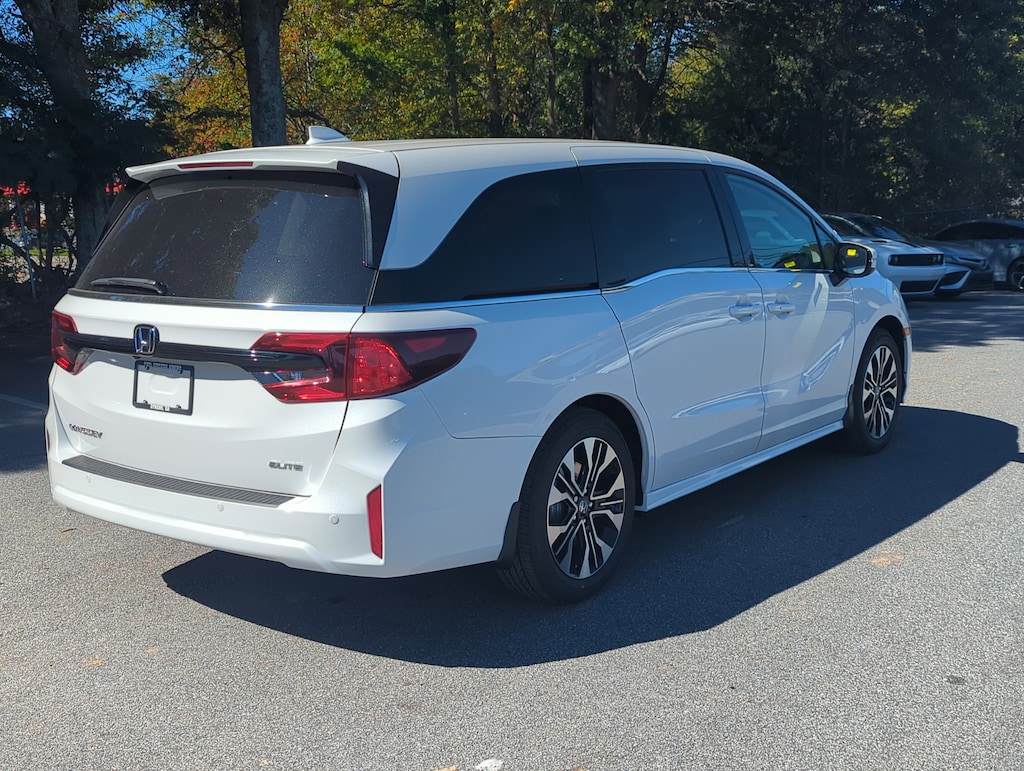 New 2026 Honda Odyssey Elite Van Passenger