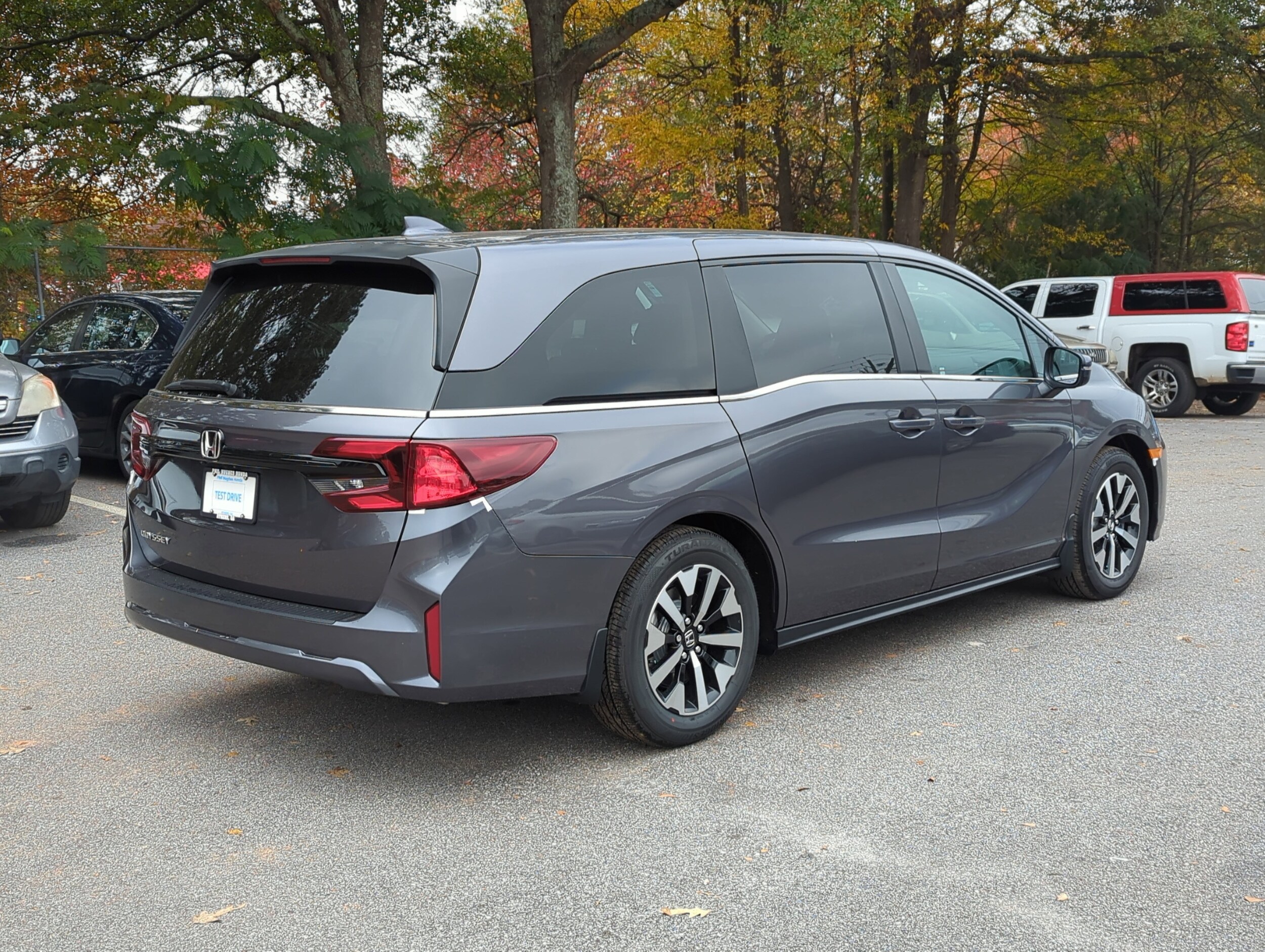 2026 Honda Odyssey EX-L photo 3