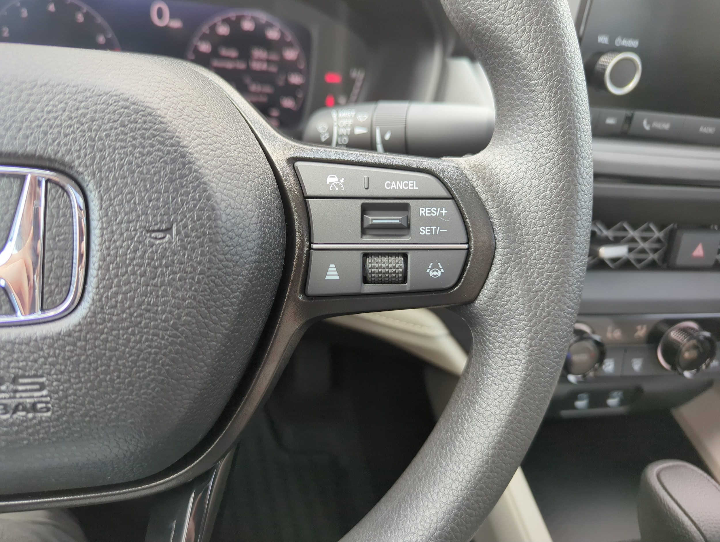 2025 Honda Accord SE - Photo 22