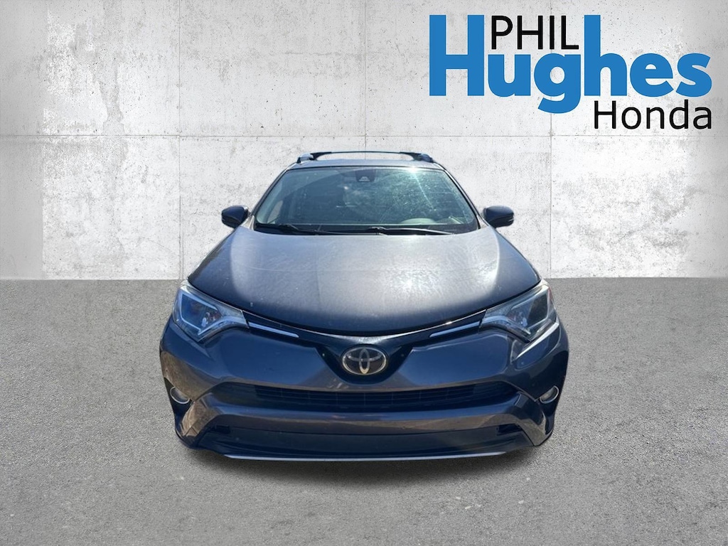 Used 2017 Toyota RAV4 XLE XLE FWD