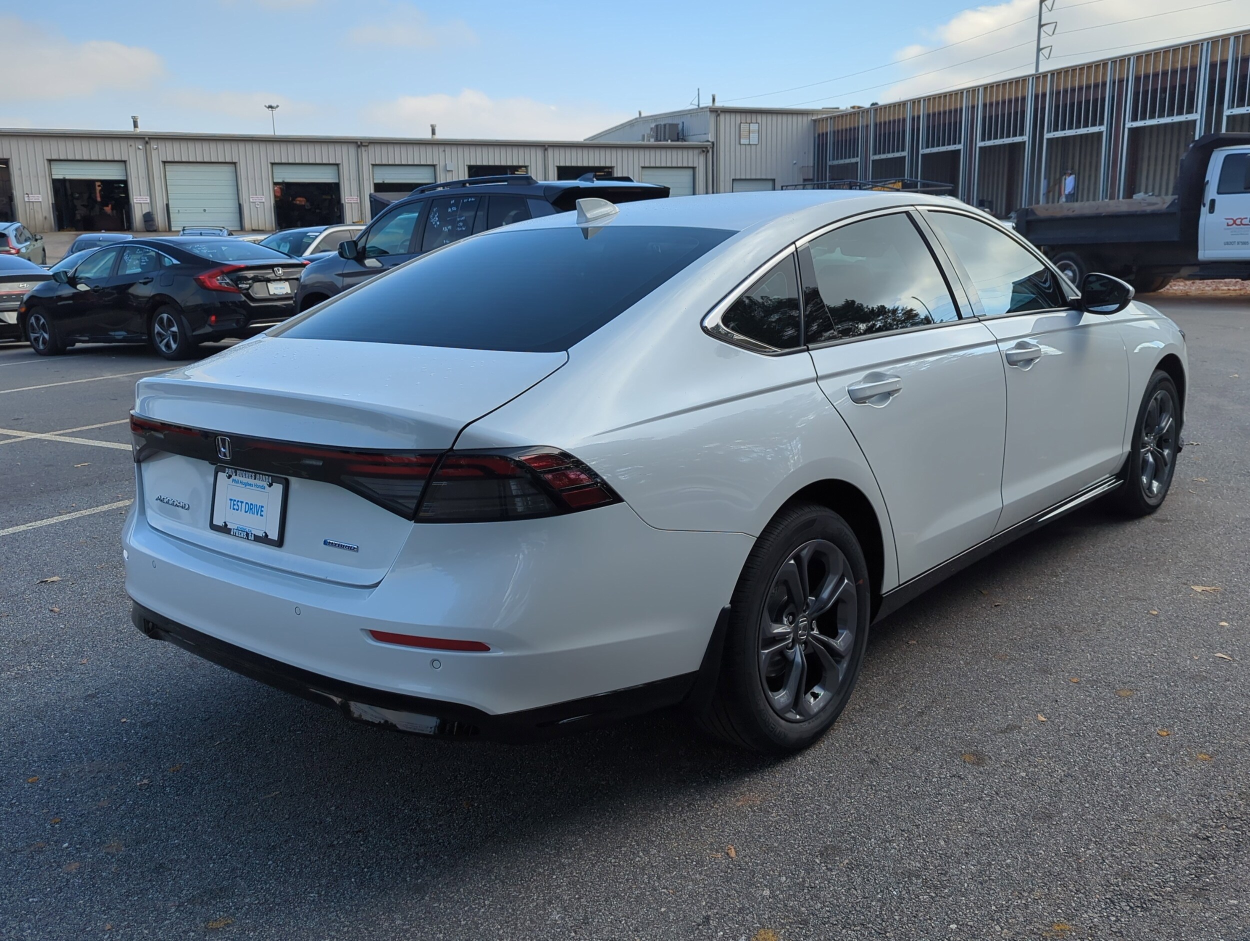 2025 Honda Accord Hybrid EX-L photo 4