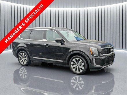 2022 Kia Telluride S SUV