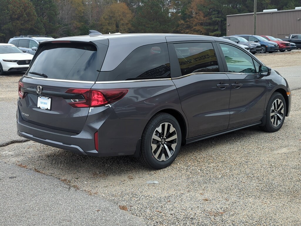 New 2026 Honda Odyssey EX-L Van Passenger