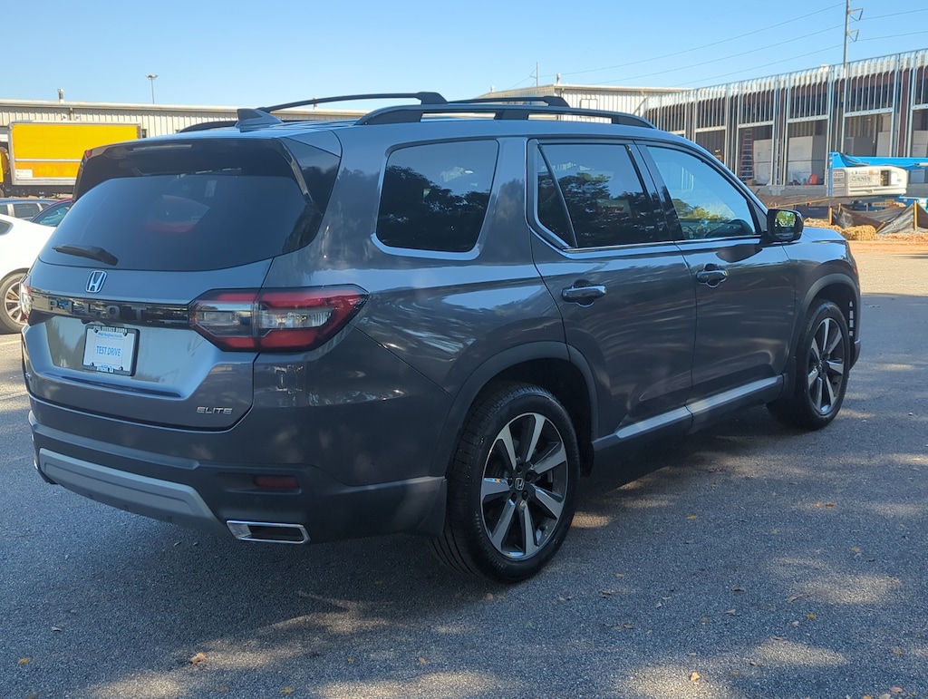 Certified 2023 Honda Pilot Elite Elite AWD