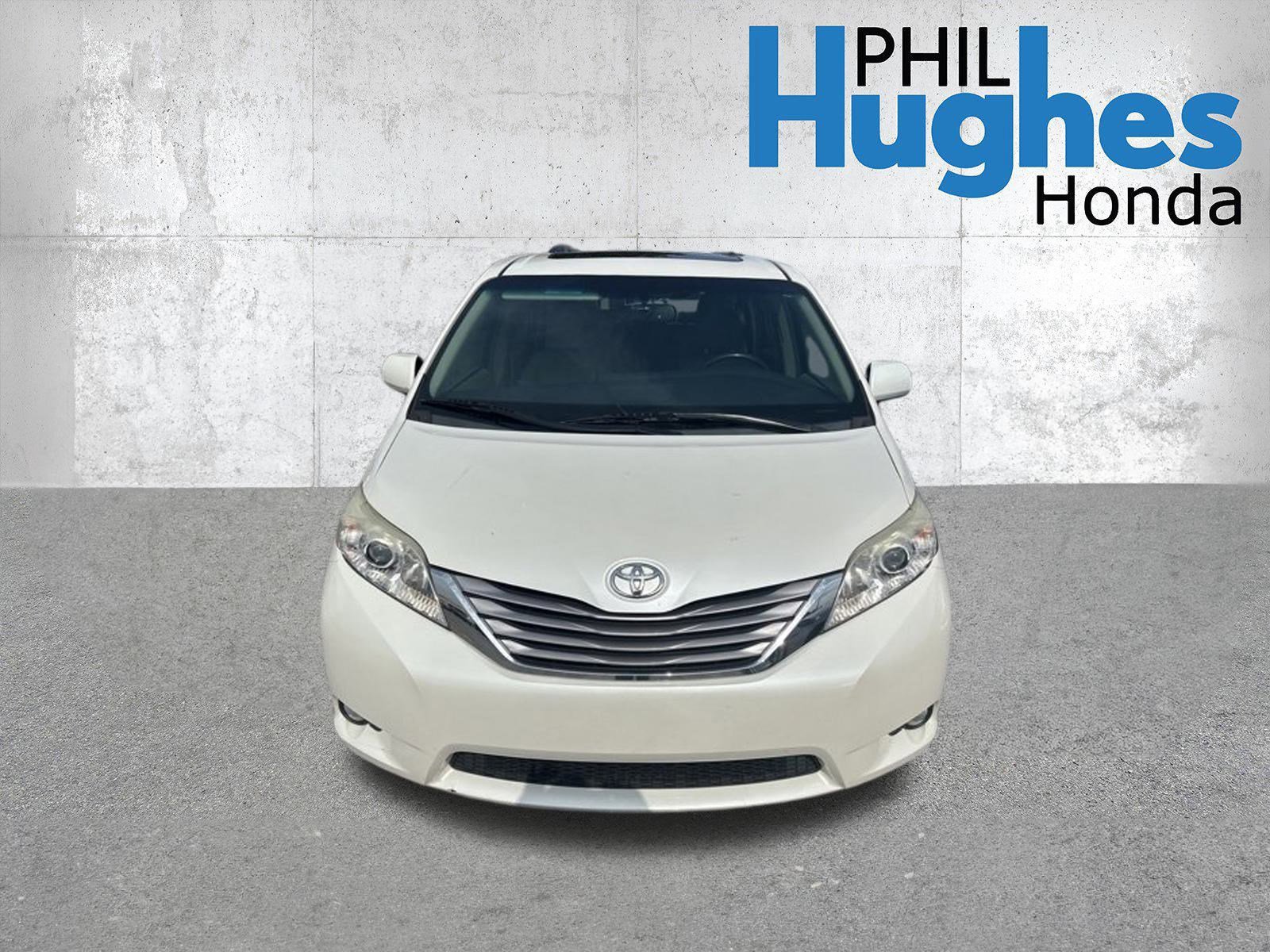 Used 2016 Toyota Sienna XLE with VIN 5TDYK3DCXGS714177 for sale in Athens, GA