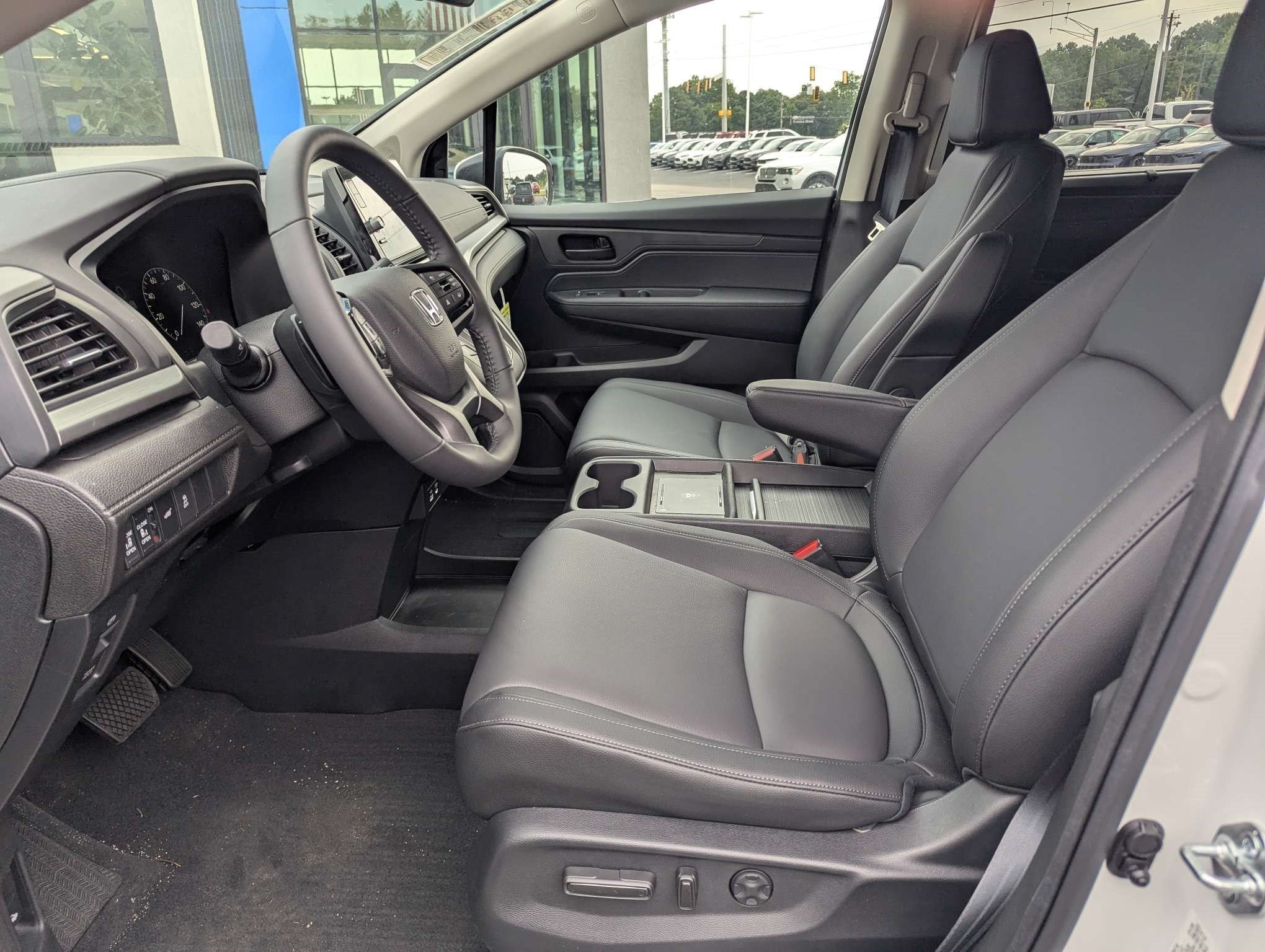 2026 Honda Odyssey EX-L - Photo 25