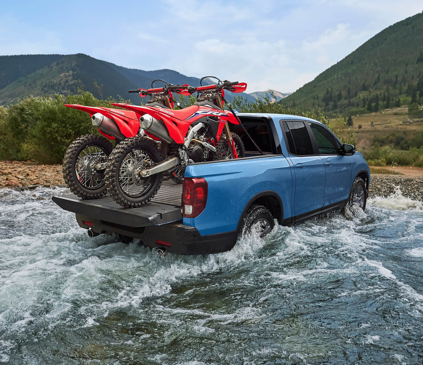 2025 Honda Ridgeline Towing and Bed