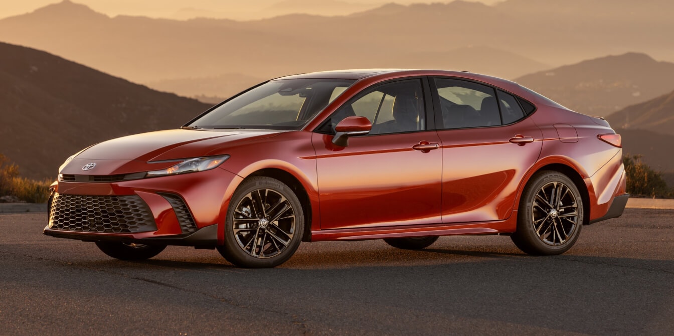 Toyota Camry vs. Honda Accord Specs & Performance