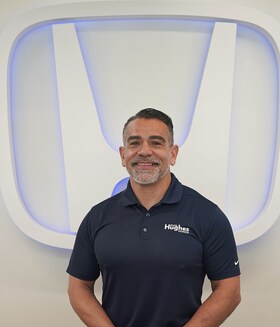 Staff member Armando Tovar from ID_85b04d39b74a
