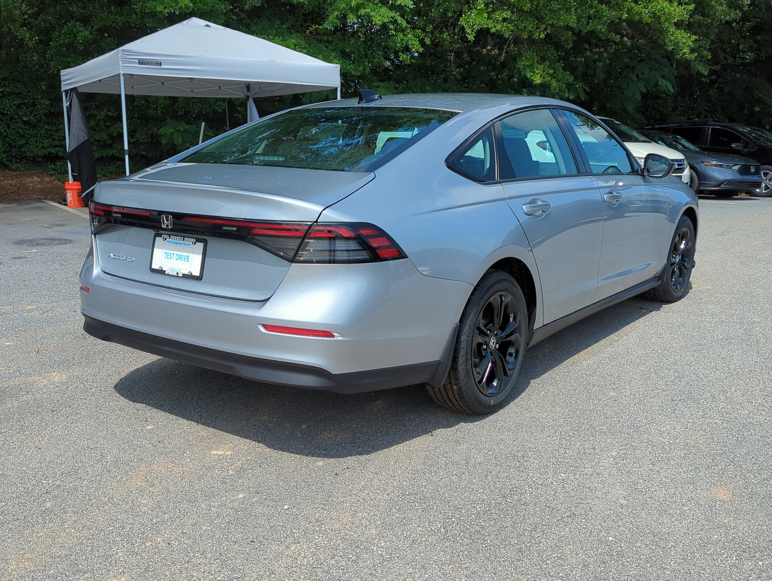 2025 Honda Accord SE photo 4