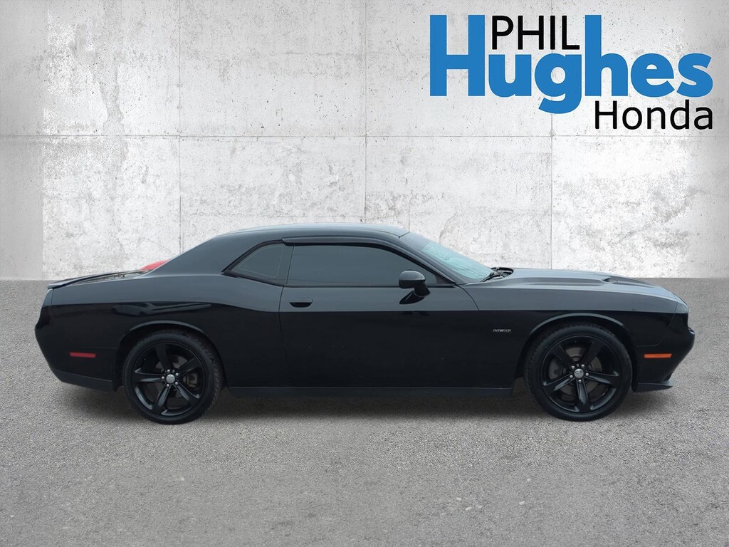 Used 2016 Dodge Challenger R/T Coupe