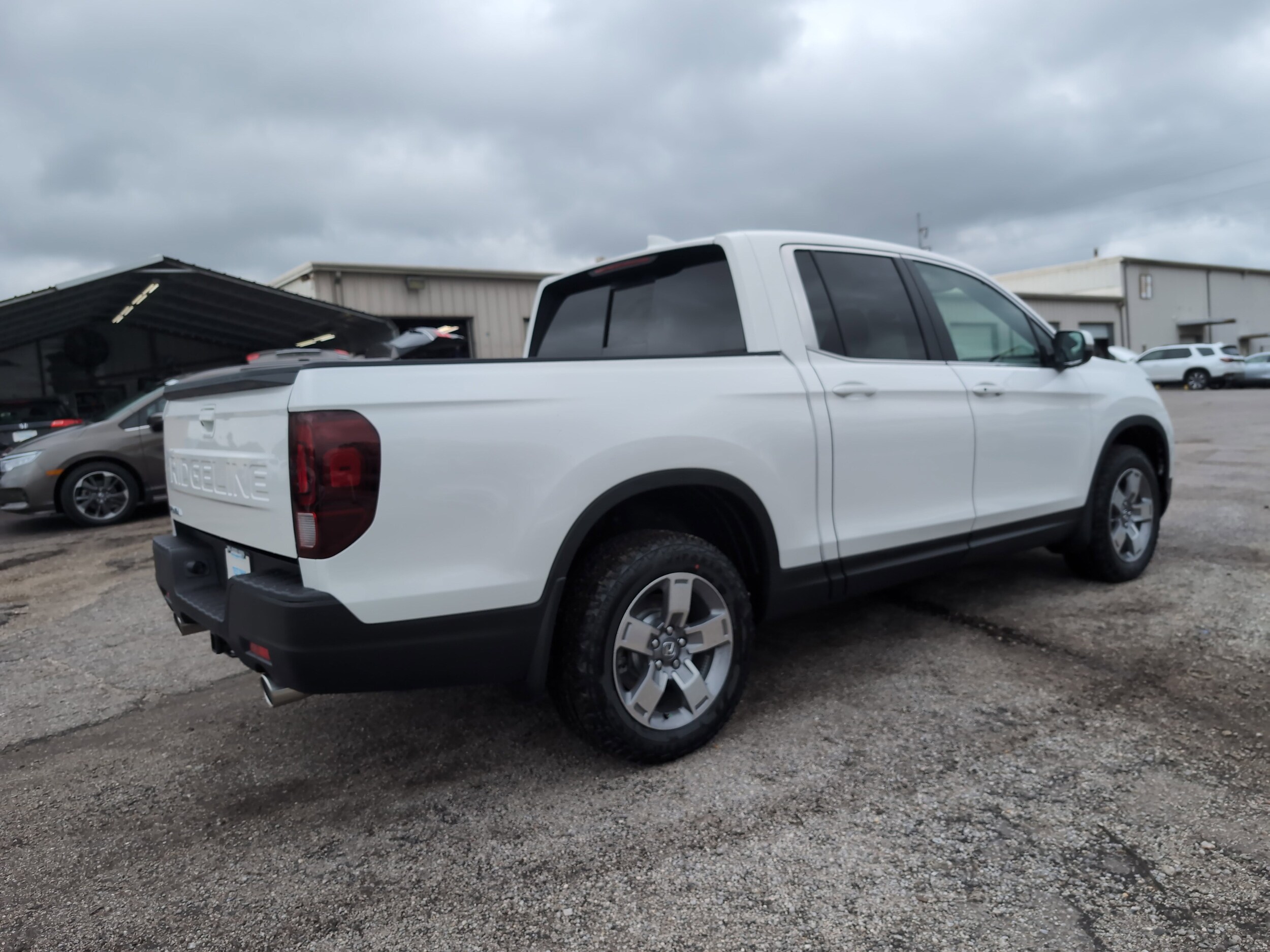2025 Honda Ridgeline RTL photo 4