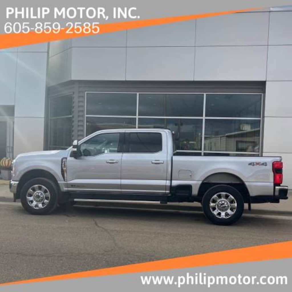 Used 2023 Ford F-250 Lariat Crew Cab Short Bed Truck