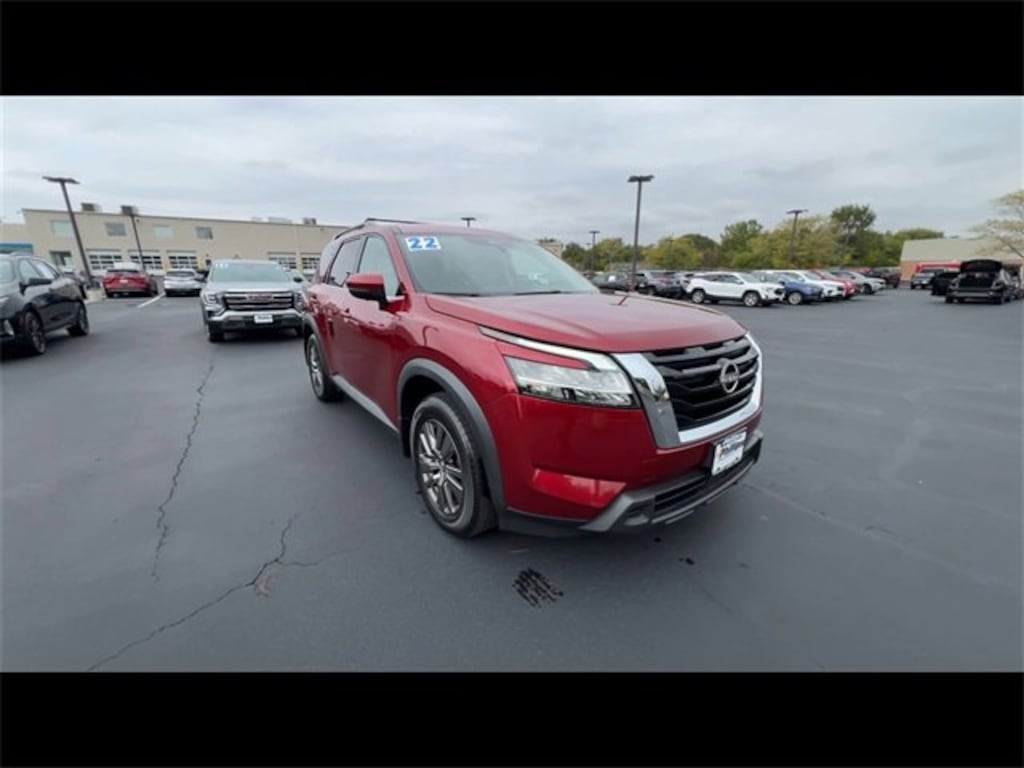 Used 2022 Nissan Pathfinder SV 4WD SUV