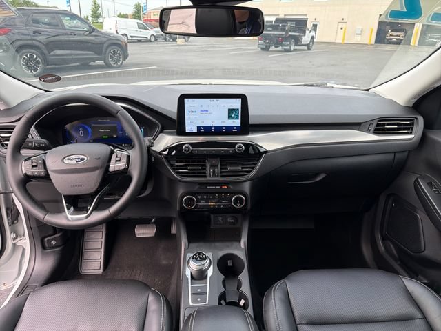 2022 Ford Escape Titanium - Photo 12