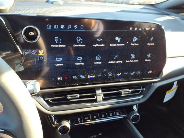 2026 Chevrolet Equinox EV RS - Photo 13