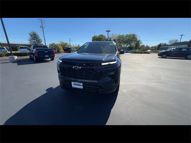 2024 Chevrolet Traverse RS photo 2