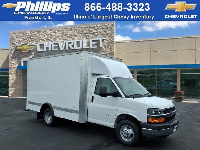 2025 Chevrolet Express Cutaway