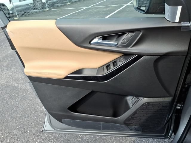 2027 Chevrolet Equinox ACTIV - Photo 10
