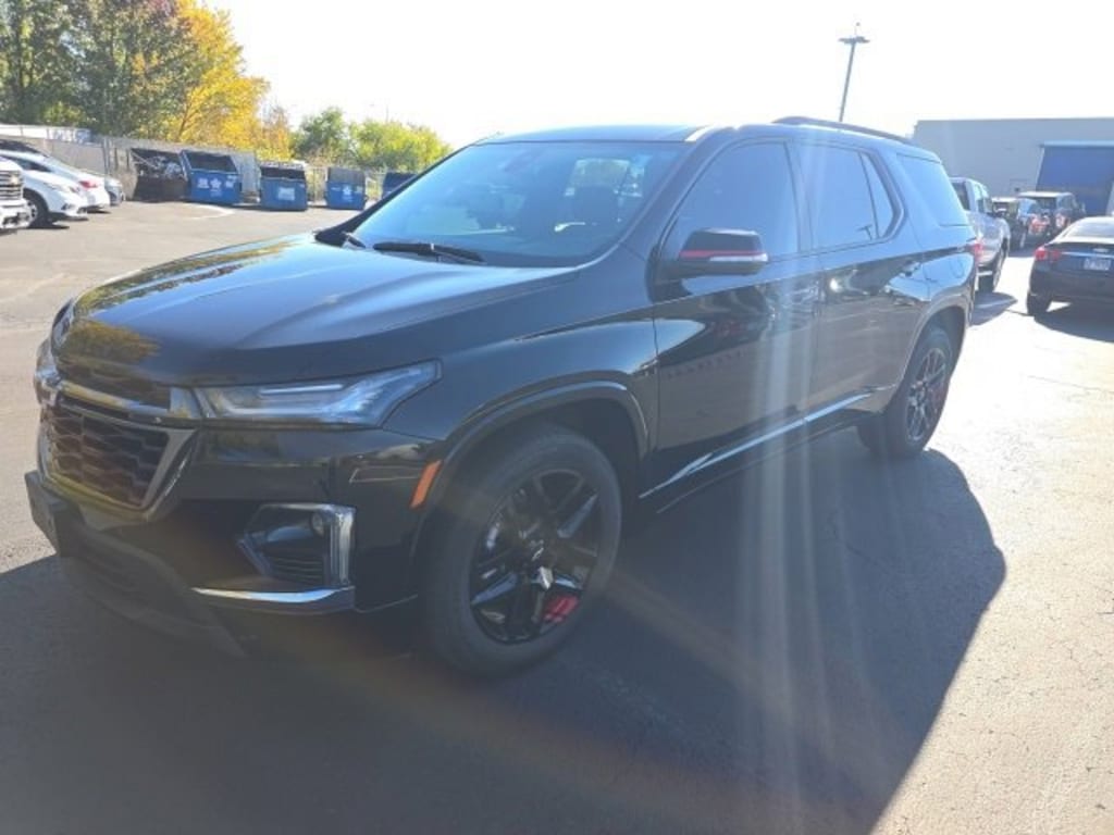 Used 2022 Chevrolet Traverse Premier SUV