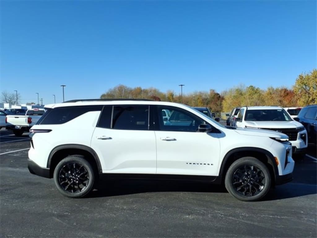 New 2026 Chevrolet Traverse LT SUV