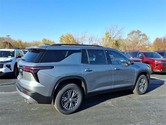 2026 Chevrolet Traverse photo 3