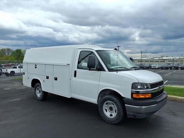 2026 Chevrolet Express Cutaway
