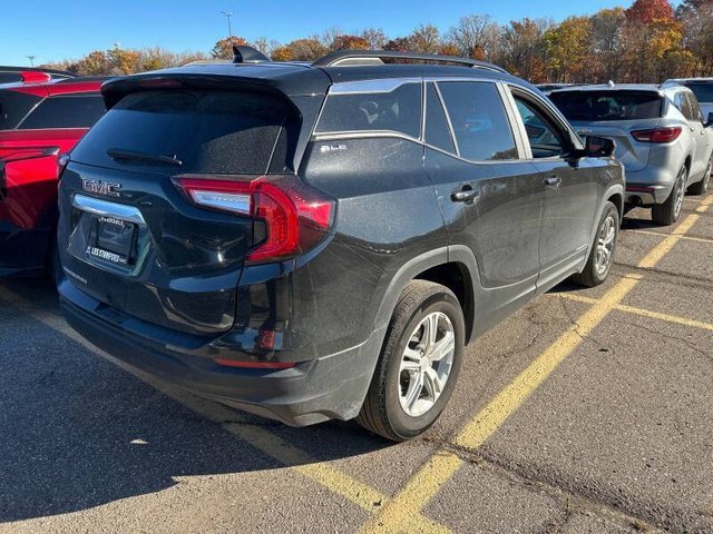2023 Gmc Terrain SLE photo 3