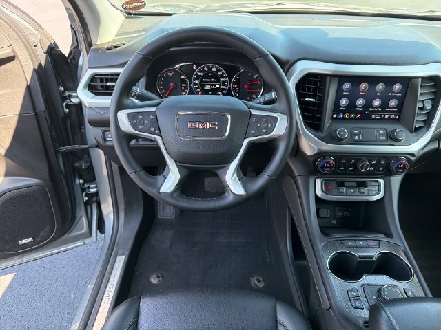 2023 GMC Acadia SLT - Photo 13
