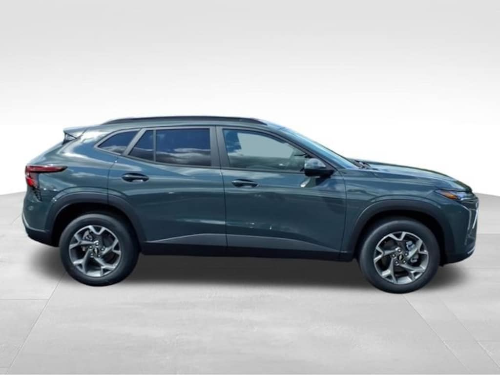 New 2026 Chevrolet Trax LT SUV