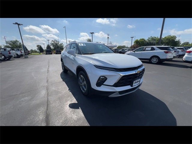 2023 Chevrolet Blazer 2LT photo 2