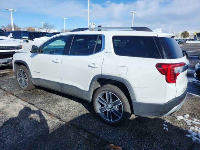 2023 Gmc Acadia SLT photo 2