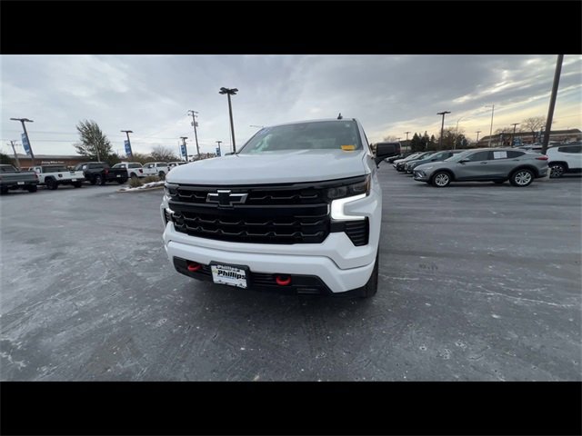 2023 Chevrolet Silverado 1500 RST photo 3