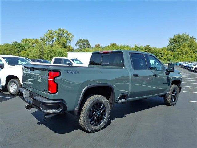 2026 Chevrolet Silverado 2500HD LTZ photo 3