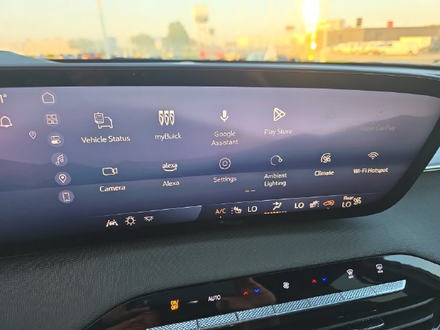 2025 Buick Enclave Preferred - Photo 17