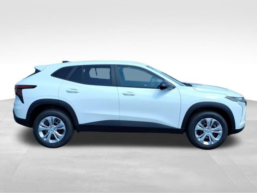New 2026 Chevrolet Trax LS SUV