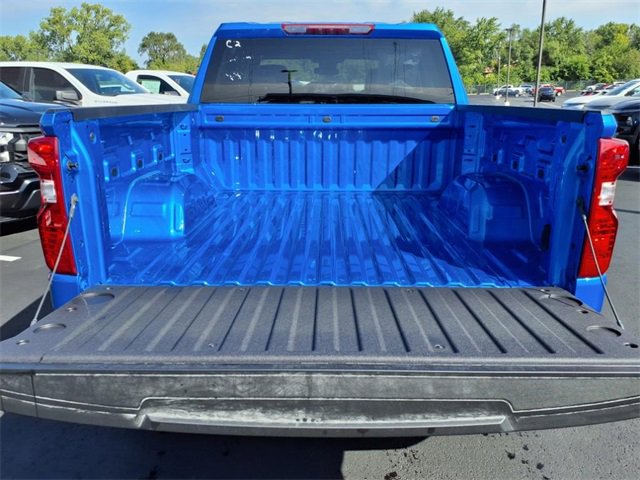 2026 Chevrolet Silverado 1500 LT photo 4
