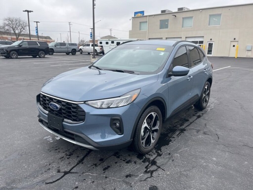 Used 2025 Ford Escape ST-Line Select SUV