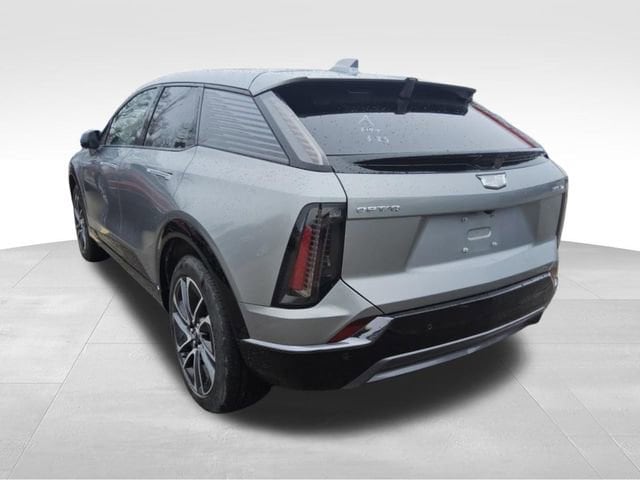 Used 2025 Cadillac OPTIQ Sport 2 with VIN 3GYK3GMR8SS142197 for sale in Frankfort, IL