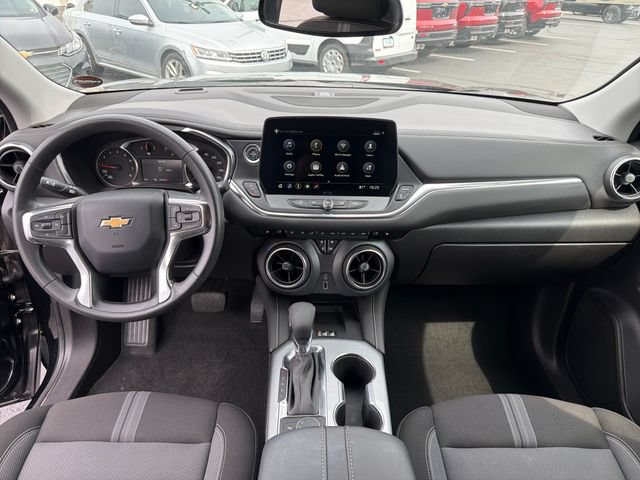 Photo 12