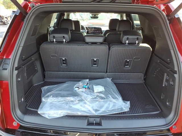 2026 Chevrolet Traverse High Country photo 4