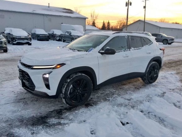 2024 Chevrolet Trax Activ's photo