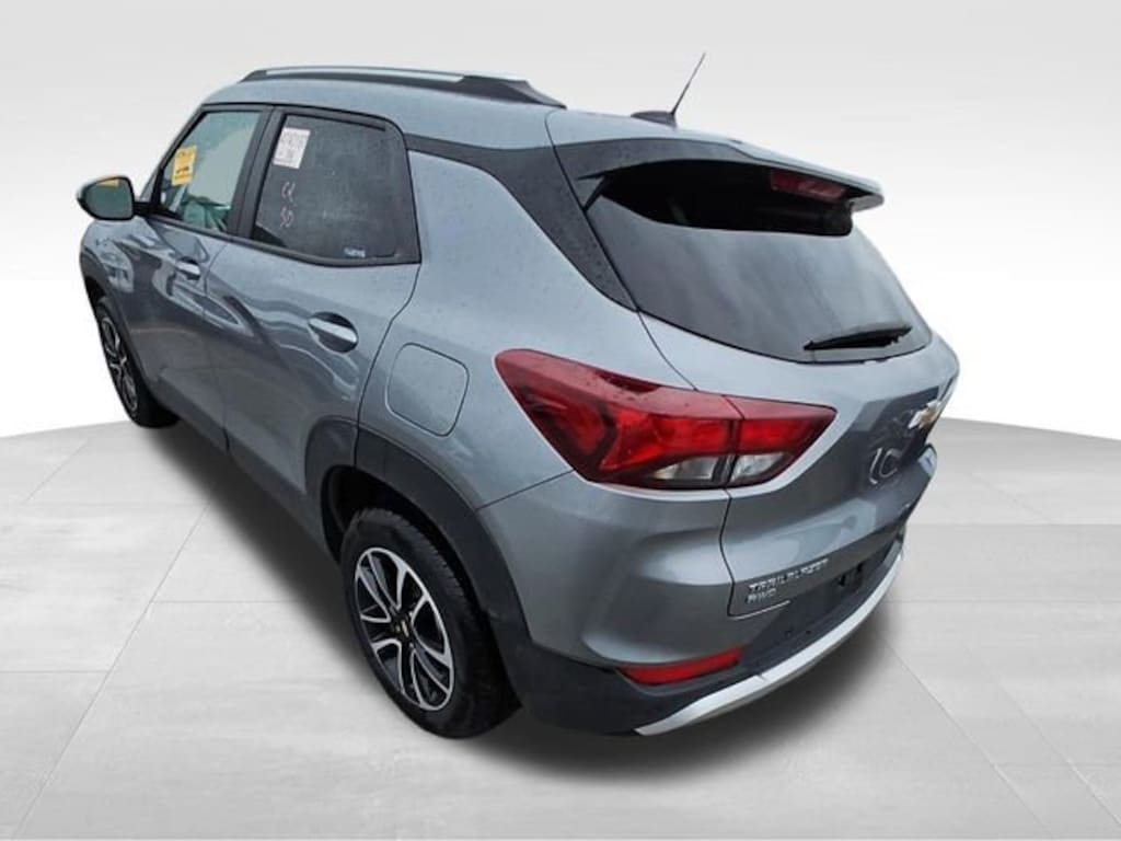 Used 2025 Chevrolet Trailblazer LT SUV