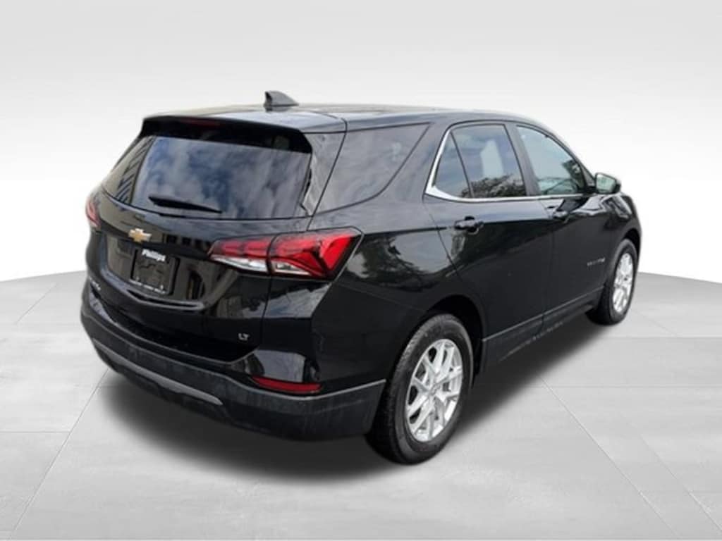 Used 2022 Chevrolet Equinox LT SUV
