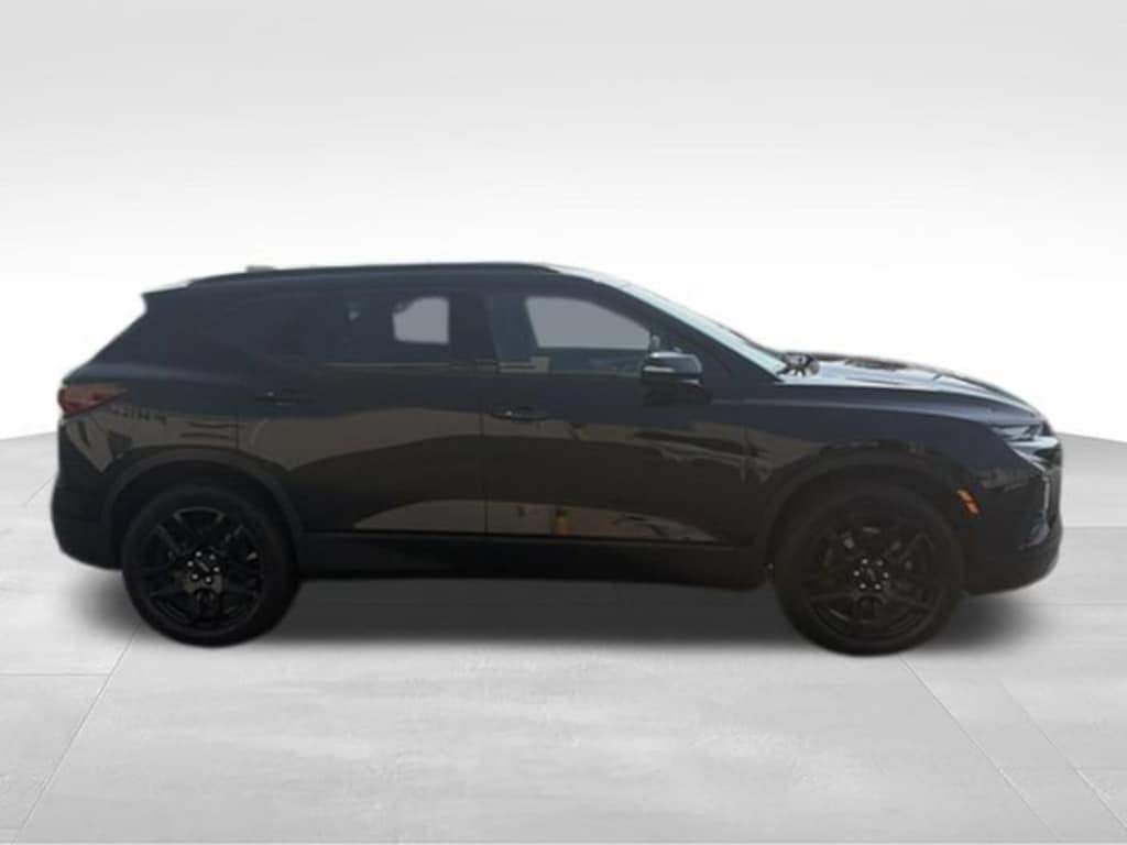 Used 2022 Chevrolet Blazer 2LT SUV