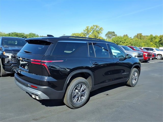 2026 Chevrolet Traverse photo 3