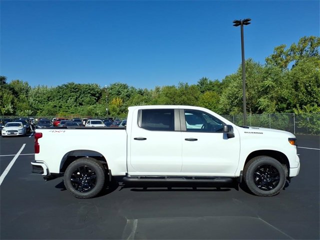 2026 Chevrolet Silverado 1500 Custom photo 2